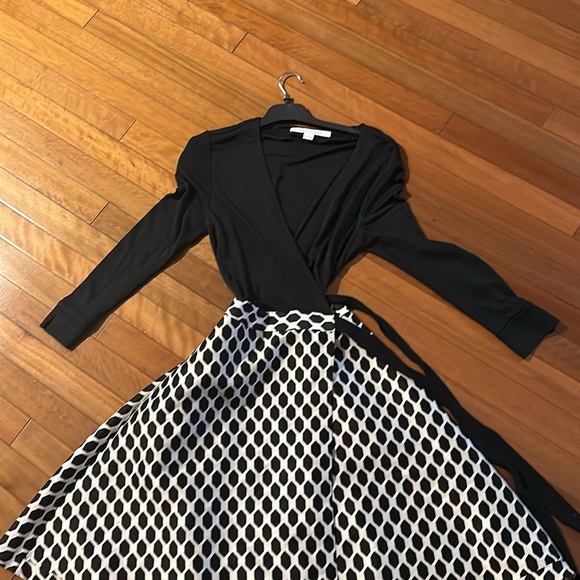 Diane Von Furstenberg Wrap Dress - Picture 7 of 7